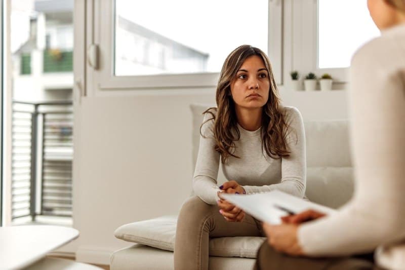 ИИ выдал себя за психиатра — и теперь против компании подали иск